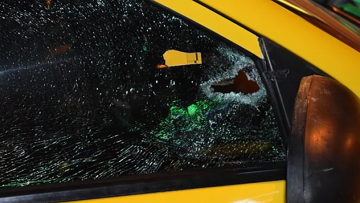 Malatya'da ticari araç içerisinde silahlı saldırıya uğrayan şahıs yaralandı!