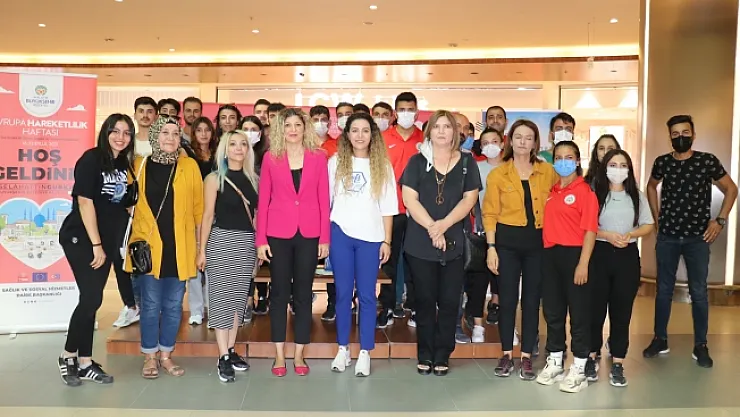 Malatya Park AVM'de Avrupa Hareketlilik Haftası kapsamında söyleşi yapıldı