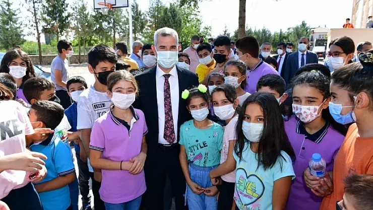 "Öğrenmeye Hoş Geldin" projesi Dilek Mahallesi'nde hayata geçirildi...
