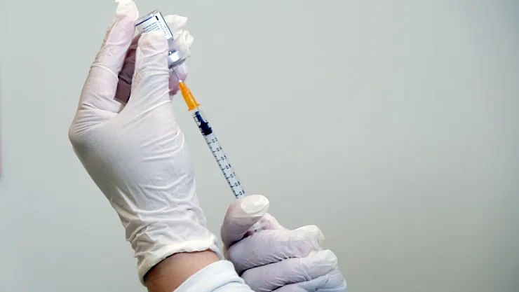 PCR testi zorunluluğu aşıda hız kazandırdı