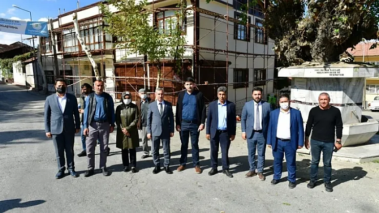 Çınar: Sokak ve meydanlarımızın prestijini artırıyoruz