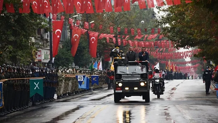 Malatya'da 29 Ekim coşkuyla kutlandı  