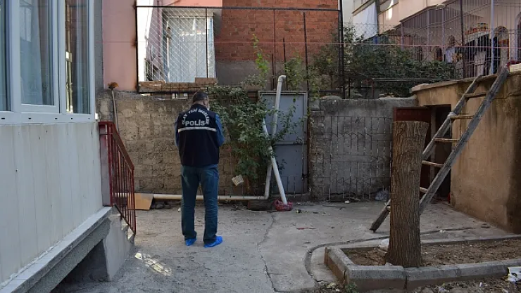 Malatya'da baba dehşeti! Oğlunu turşu kavanozuyla ağır yaraladı!