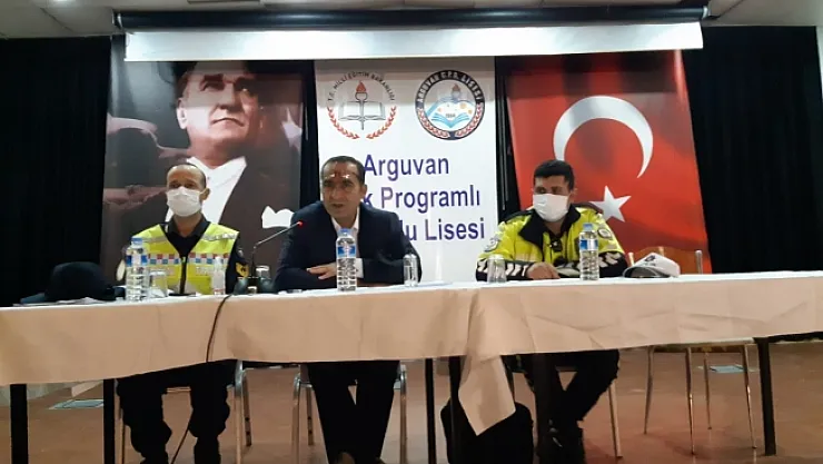 Okul servis sürücülerine önce eğitim sonra denetim