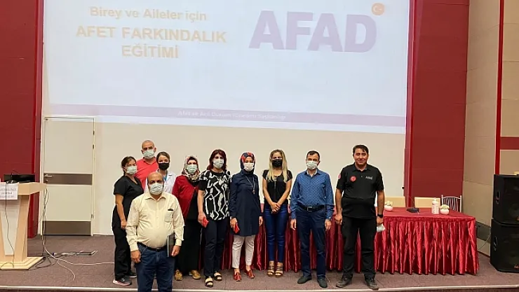 Sağlıkçılara afet eğitimi