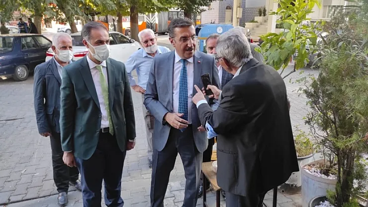 Tüfenkci: &quotEsnafımızın yanındayız"