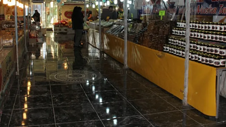 Yöresel ürünler fuarına tepki! 'Malatya'nın yerli ürünleri için fuar yapılsın, yerli esnaf kazansın'