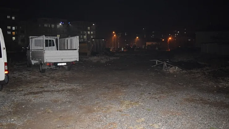 Boşanma aşamasındaki eşini defalarca bıçaklayarak öldürdü!