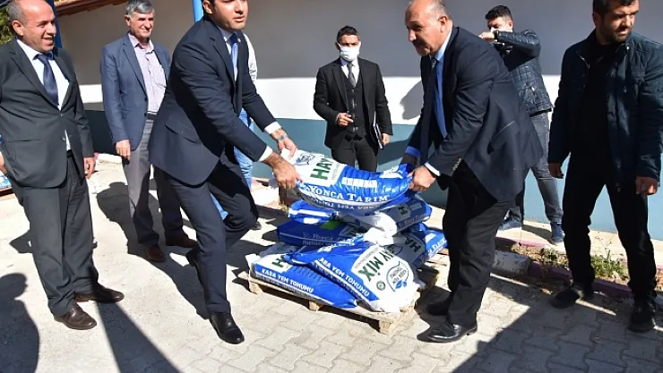 Doğanşehir'de üreticilere kaba yem tohumu desteği