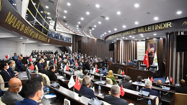 Gürkan, belediye yöneticileri ile toplantı yaptı