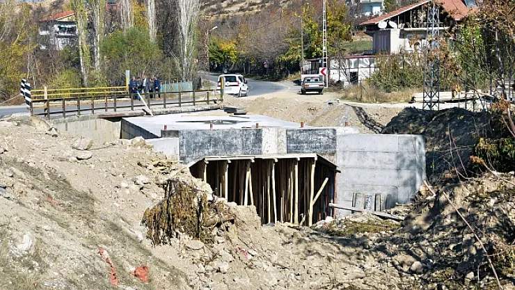 Horata Deresi üzerindeki köprü genişletiliyor