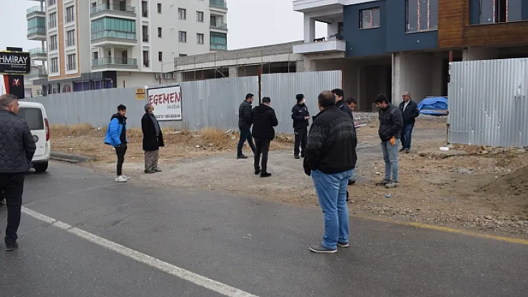 Kavgayı ayıran işçi pompalı tüfekle vuruldu