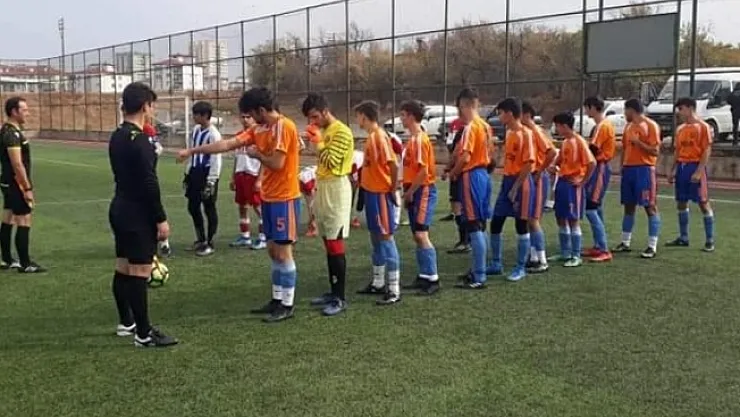 Malatya U18 Gençler Ligi çekişmeli geçiyor