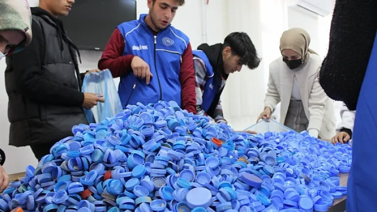 Malatya'da mavi kapak toplama kampanyası