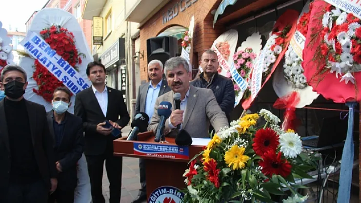 Malatya'da Memur-Sen'in yeni binası törenle hizmete açıldı