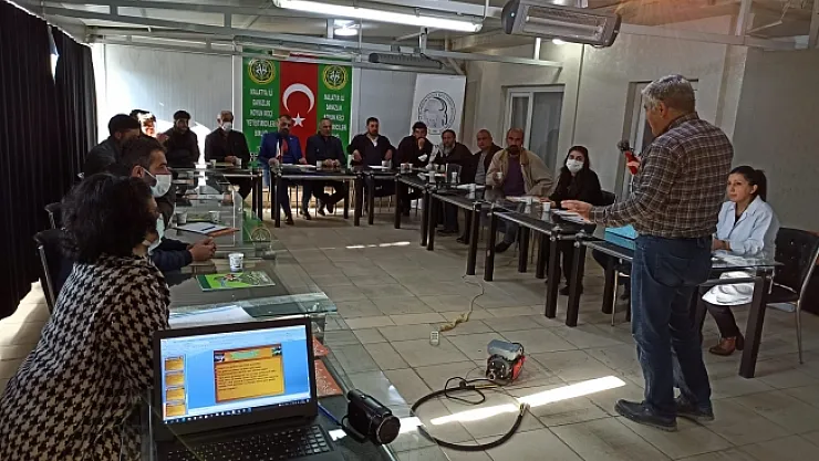 Malatya'da koyun kırkma kursu açıldı