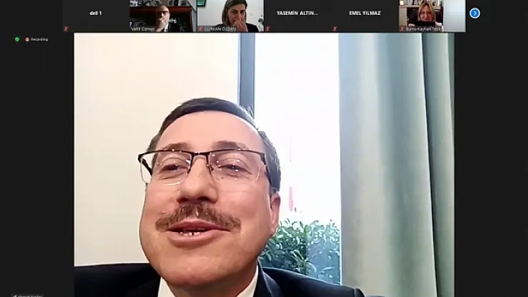 Rektör Kızılay'dan kansere karşı &quotbilinç" çağrısı