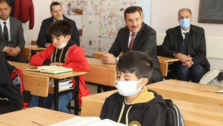 Tüfenkci: Bu sene de bütçede en büyük payı eğitime ayırdık