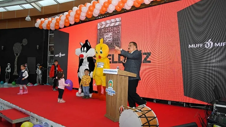 Film Festivalinde yetim çocuklar unutulmadı