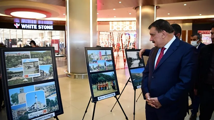 "Geçmişten Geleceğe Tebrikler Malatya Kartpostal Sergisi" açıldı