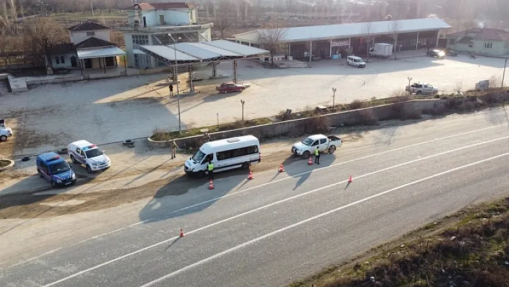 Huzur ve güven uygulamasında jandarmaya yakalandılar