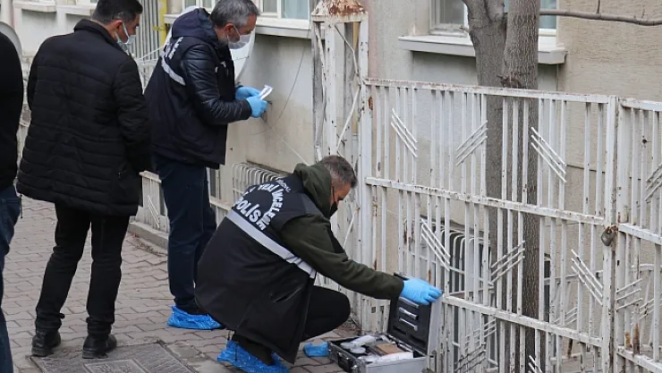 Malatya'da apartman boşluğunda ceset bulundu!