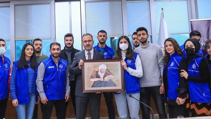 Malatya'dan gençler Bakan Kasapoğlu ile görüştü