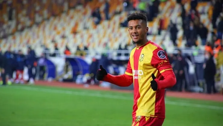 Mounir ülkesine gitti, dönecek