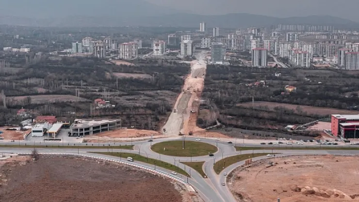 35 metre genişliğindeki yeni bulvara sürücülerden tam puan