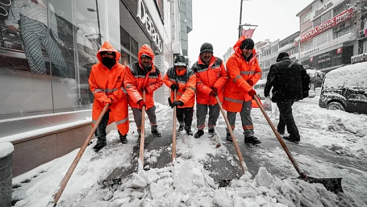 500 iş makinası ve 1.300 personel sahada  