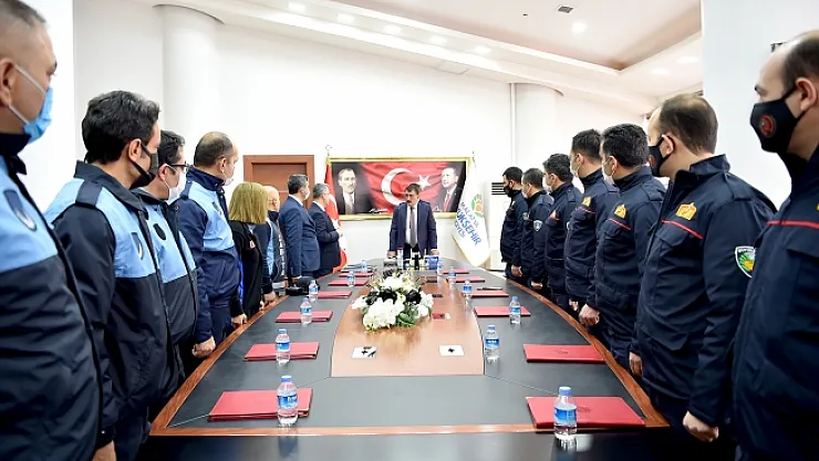 Başarılı personellerden Başkan Gürkan'a ziyaret