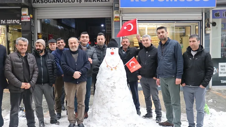 Esnaftan beşi bir yerdeli kar sevinci