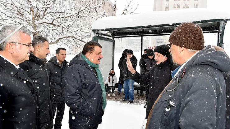 Gürkan: Malatya'nın her noktasında ekiplerimiz çalışmalarını sürdürüyor