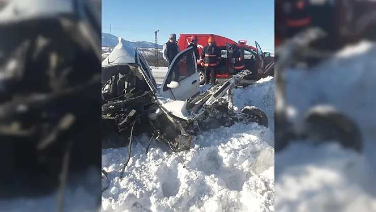 Hurdaya dönen araçtan yaralı olarak kurtuldu