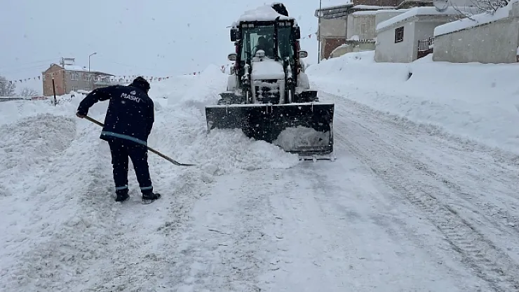 Karla Mücadele çalışmalarına MASKİ Ekipleri de destek veriyor