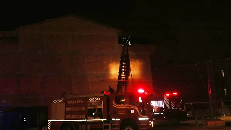 Malatya'da ev yangını: 1 yaralı