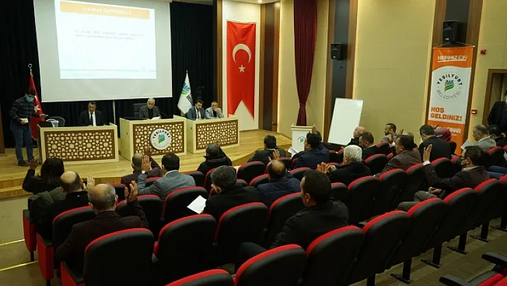Yeşilyurt Belediye Meclisi, 2022 Yılının ilk toplantısını yaptı
