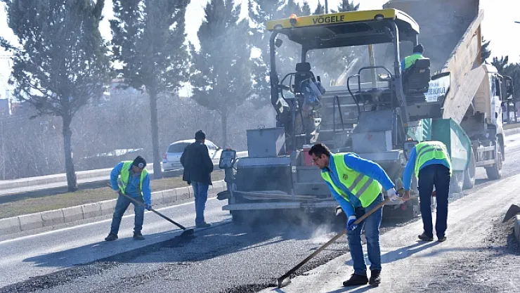 Eski Malatya yolunda asfalt çalışmaları sürüyor