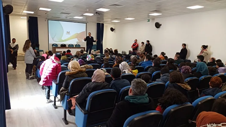 Sporculara iletişim becerileri eğitimi