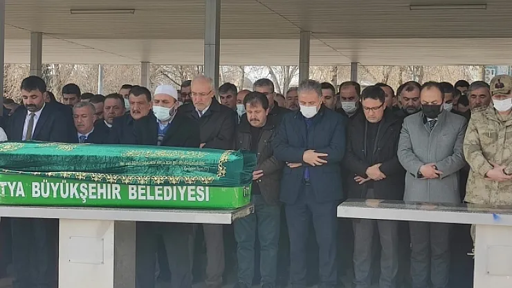 AK Partili Çakır'ın baba acısı