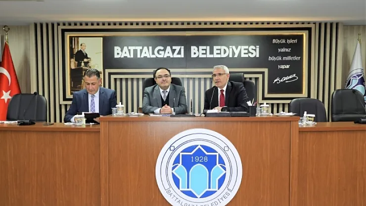 Başkan Güder, Böke'ye sunum yaptı