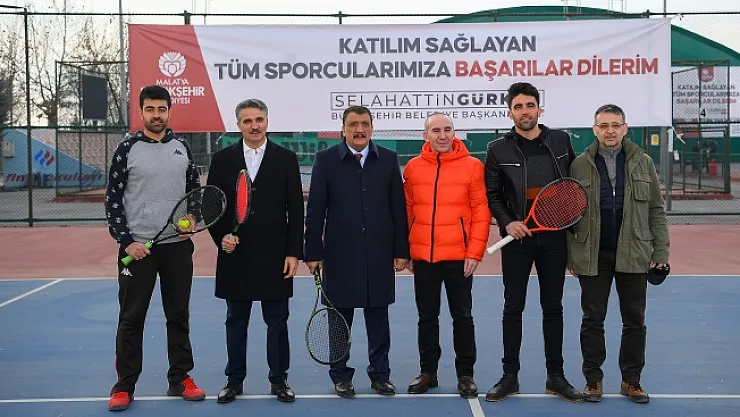 Kayısı Çiçeği Şenlikleri Tenis Turnuvası ile start aldı