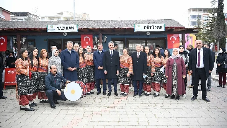Malatya'da 2. kayısı çiçeği şenlikler başladı