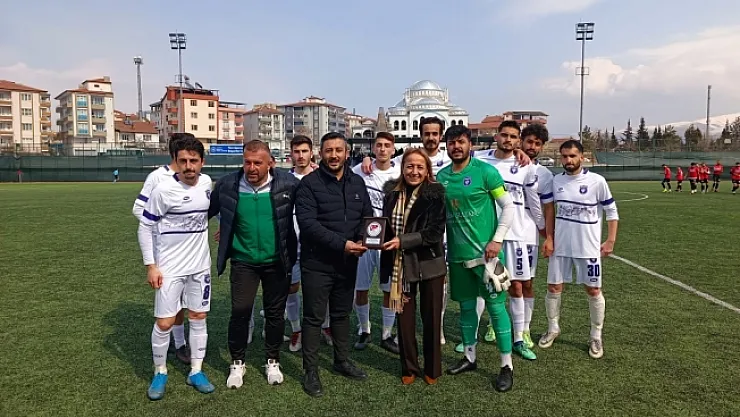 Play-off'ta ilk maçlar oynandı