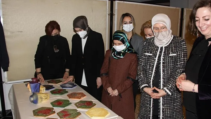 Seramik-Çini Karma Sergisi açıldı