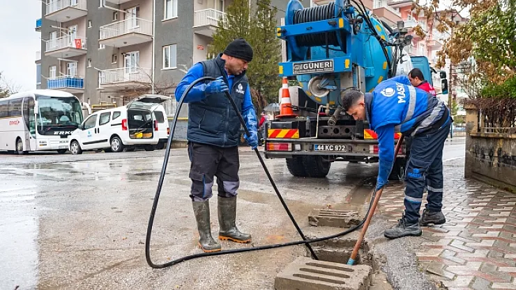 Su baskınlarına ve göllenmelere MASKİ müdahale etti