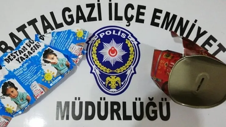 Bağış kumbarasını çalan 2 şüpheli yakalandı