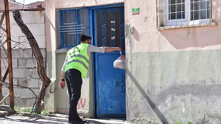 Büyükşehir iftarda ve sahurda vatandaşları yalnız bırakmıyor