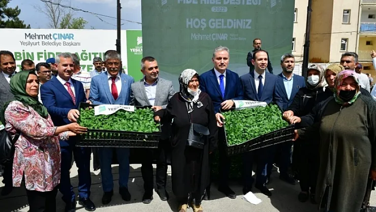 Çınar: 200 bin adet sebze fidesini çiftçilerimize dağıttık