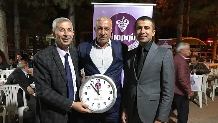 Cömertoğlu muhtarlarla iftarda buluştu 